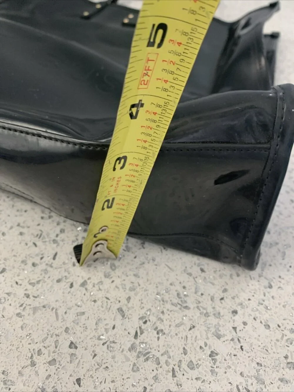 KATE SPADE Polyvinyl Griffin Tote 